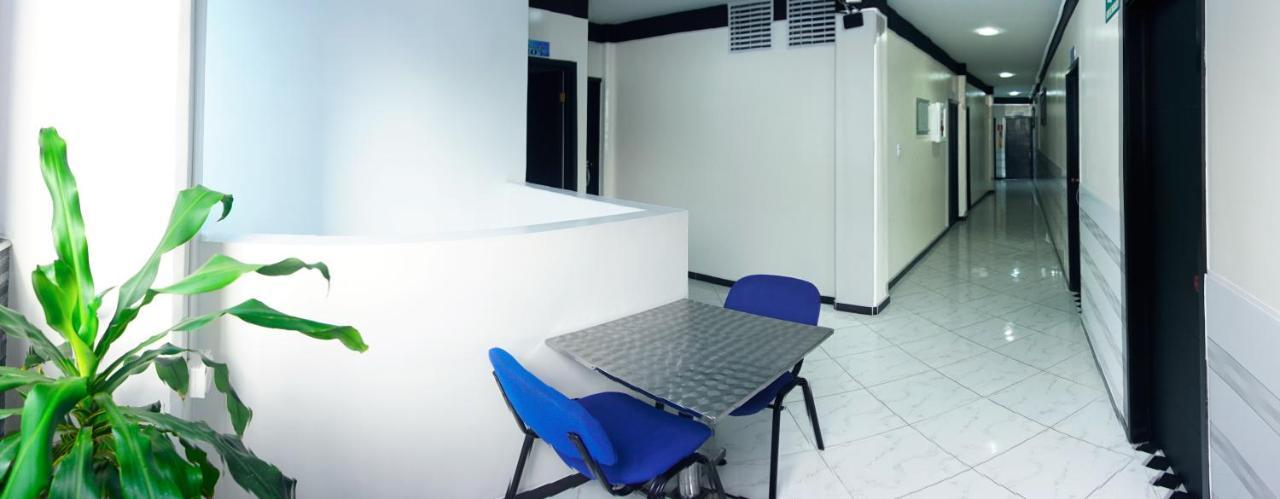 Hotel Luna Azul Florencia  Exterior photo